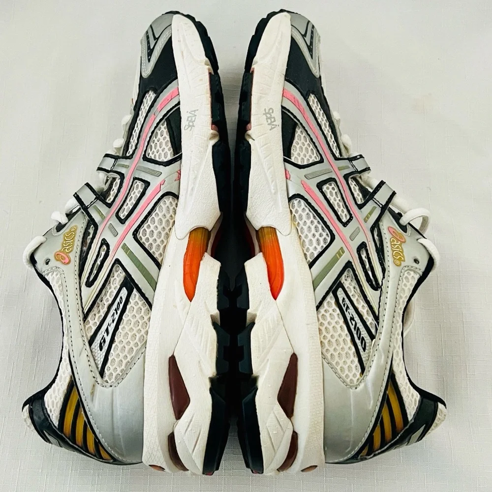 Asics~GT2100~Running/Gym Shoe - Picture 10 of 11